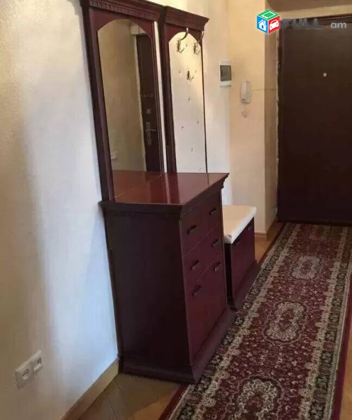 2 սենյականոց բնակարան Ամիրյան փողոցում, 75 ք.մ., նախավերջին հարկ, կապիտալ վերանորոգված