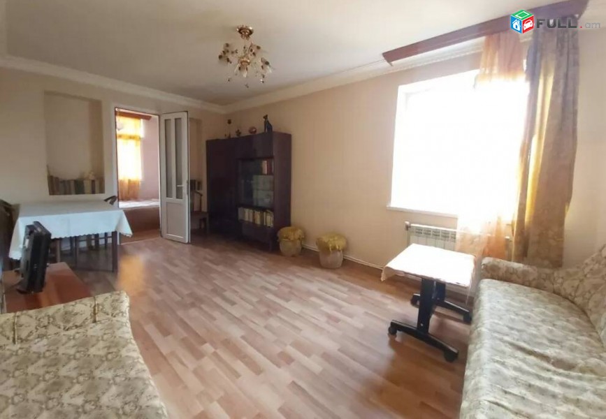 1 սենյականոց բնակարան Ջուղայի փողոցում, 30 ք.մ., 3/5 հարկ, կոսմետիկ վերանորոգում