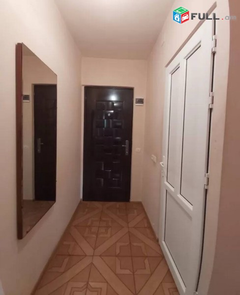 1 սենյականոց բնակարան Ջուղայի փողոցում, 30 ք.մ., 3/5 հարկ, կոսմետիկ վերանորոգում