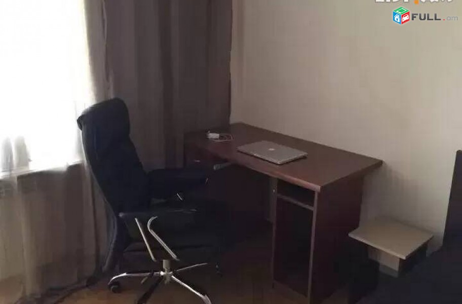 2 սենյականոց բնակարան Նալբանդյան փողոցում, 72 ք.մ., 3/5 հարկ, կապիտալ վերանորոգված, քարե շենք
