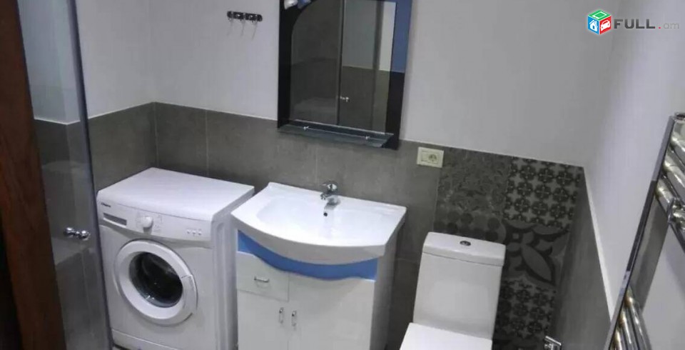2 սենյականոց բնակարան Չարենցի փողոցում, 55 ք.մ., 2/4 հարկ, կապիտալ վերանորոգված, քարե շենք