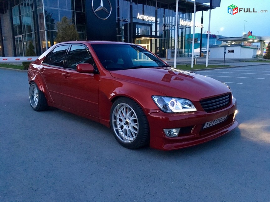 Toyota altezza krilio