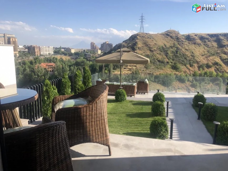 Կոդ 41811  Այգեձոր թաղամաս 3 հարկանի առանձնատուն