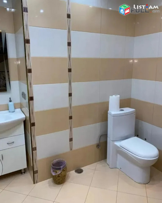 Կոդ 73480  Թումանյան փողոց 5 սենյականոց բն, քարե շենք 3 հարկ 