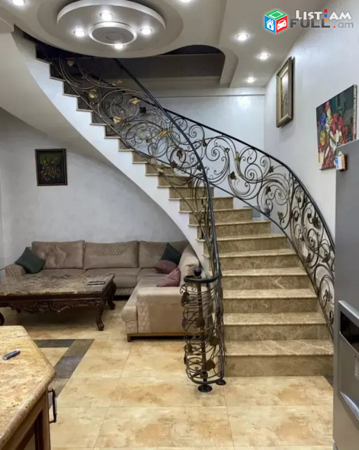 Կոդ 73480  Թումանյան փողոց 5 սենյականոց բն, քարե շենք 3 հարկ 