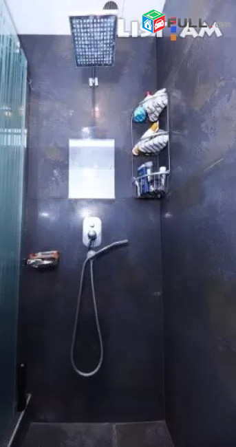 Կոդ 73177  Աբովյան փողոց 4 սենյականոց բն 