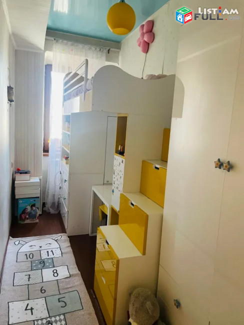 Կոդ 74135  Սարյան փողոց 3 սենյակ 