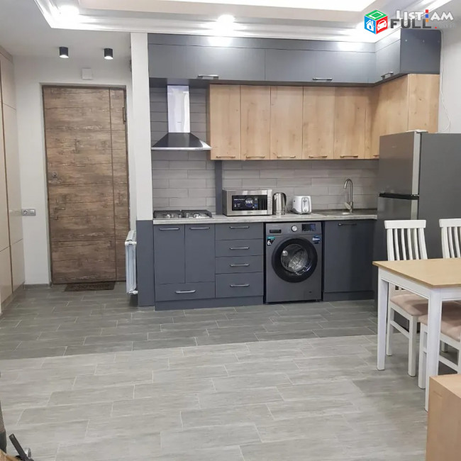 Կոդ 74133  Ամիրյան փողոց 2 սենյակ 