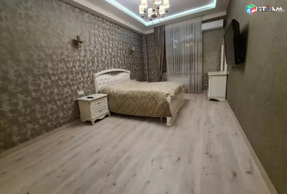 Կոդ 3744  Ամիրյան փողոց 3 սենյակ, 2 սանհանգույց 