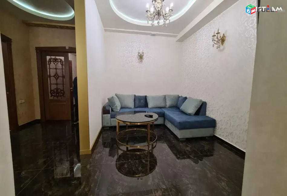 Կոդ 3744  Ամիրյան փողոց 3 սենյակ, 2 սանհանգույց 