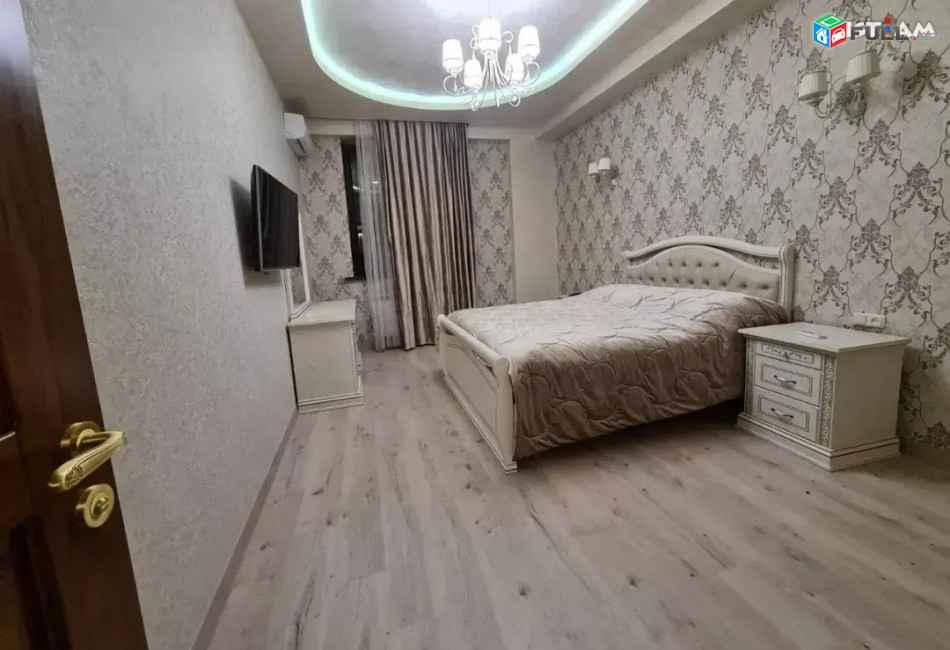 Կոդ 3744  Ամիրյան փողոց 3 սենյակ, 2 սանհանգույց 