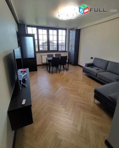 Luxe, Modern 2 sen bn Saryan poxocum/ In Vino-i mot