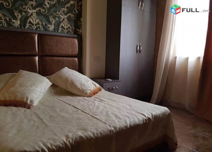 2 sen harmaravet bn Tigran Mec poxotayum/Tashir arevtri kentroni mot