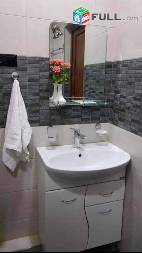 Հյուսիսային պողոտայում, վարձով է տրվում 2 սենյականոց բնակարան 1ից-4 ամիս