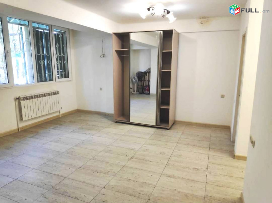 Տրվում է վարձով 3 սեն ․ բնակարան Կոմիտասում, Վիկտոր Համբարձումյան փողոցում 