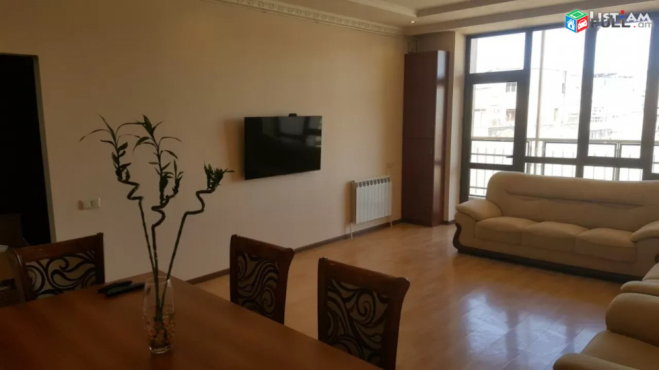 Կոդ 73546  Արամի փողոց 3 սենյականոց բն, նորակառույց 