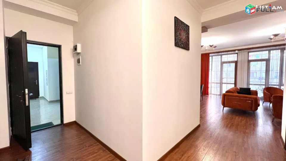 Կոդ 73335  Ադոնց փողոց 3 սենյականոց բն 2 սանհանգույց