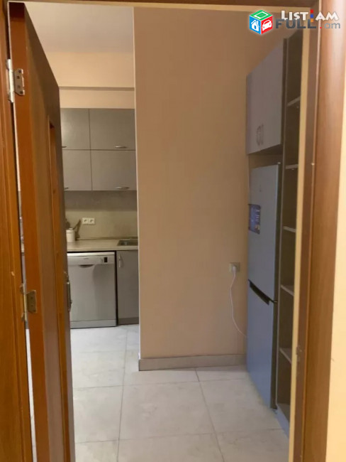 Կոդ 73646  Արամի փողոց 3 սենյակ 