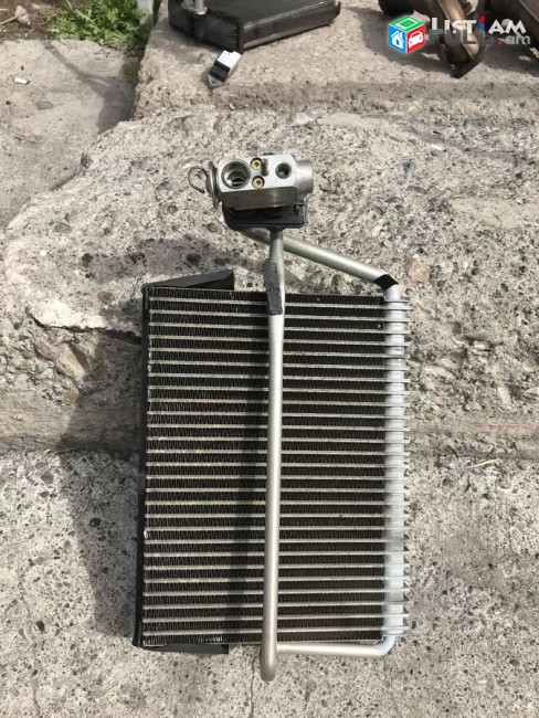 W210 E320 kuzovi kandicaneri radiator original gerazanc vijak