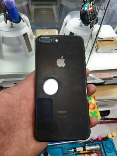 IPHONE 8PLUSI EKRANI SHUSHANERI POXARINUM