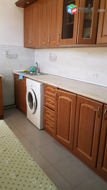 Վարձով է տրվում բնակարան Ավանում 