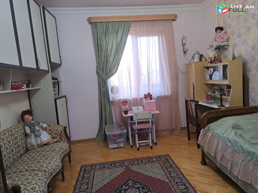 Արաբկիր՝ Վրացական փողոց 4 սենյակ