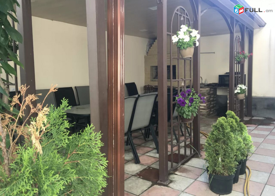 ԴԱՎԹԱՇԵՆ՝ 3 հարկանի առանձնատուն
