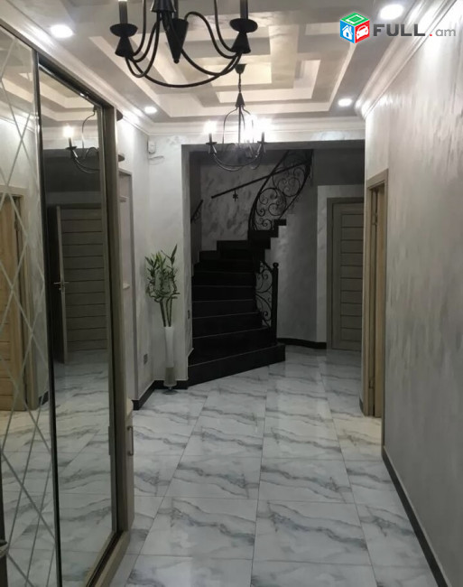 ԴԱՎԹԱՇԵՆ՝ 3 հարկանի առանձնատուն