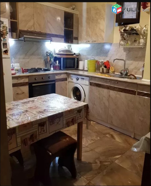 LA03974 Վարձով 3 սենյականոց բնակարան Վարդանանց  փողոց , Գնունի 