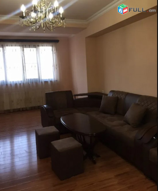 LA04696 Վարձով 2 սենյականոց բնակարան Նար Դոսի փողոցում 