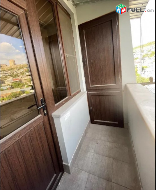 LA04696 Վարձով 2 սենյականոց բնակարան Նար Դոսի փողոցում 