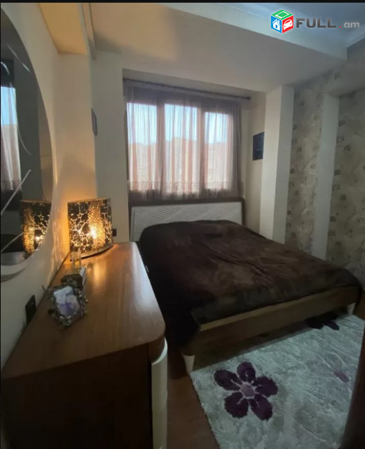 LA04819 Վարձով 2 սենյականոց բնակարան Սունդուկյան փողոցում