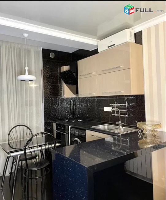 LA05003 Վարձով 2 սենյականոց բնակարան Կողբացի փողոցում 