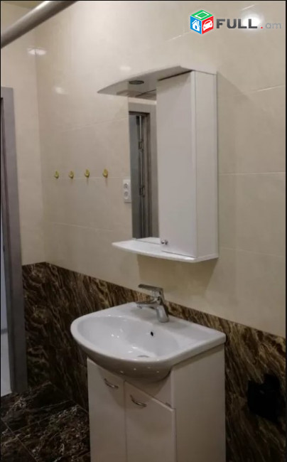 LA05035 Վարձով 2 սենյականոց  տուն  Խորենացի փողոցում