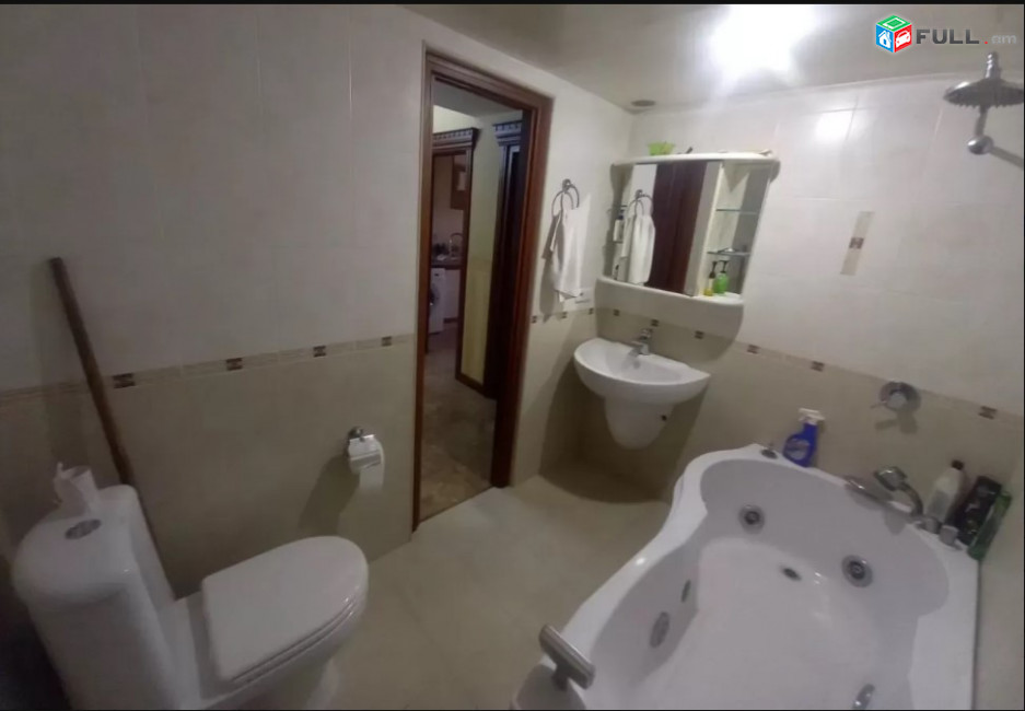 LA05152 Վարձով 3 սենյականոց բնակարան Դավթաշեն 4 թաղամաս
