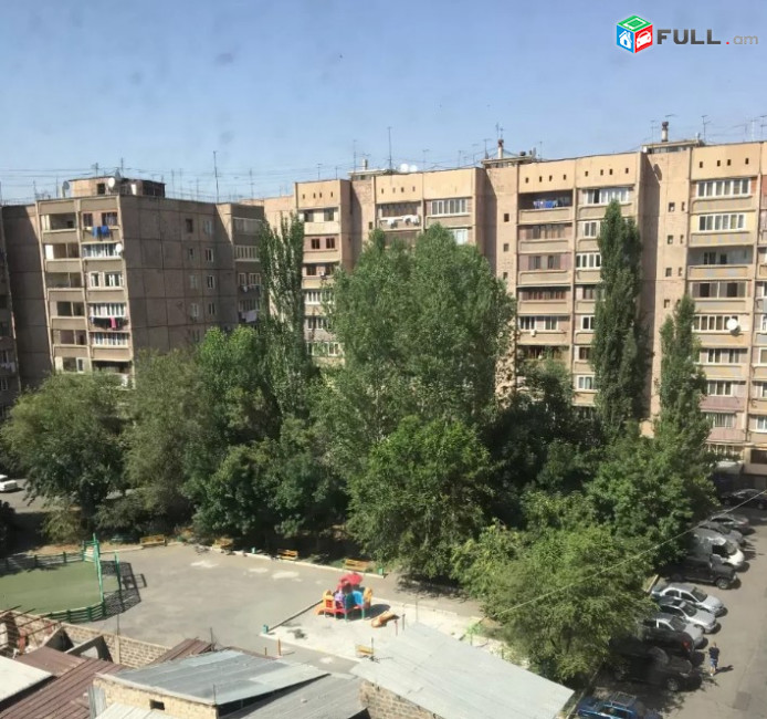 LA05152 Վարձով 3 սենյականոց բնակարան Դավթաշեն 4 թաղամաս