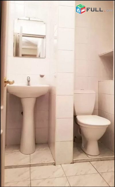 LA05428 Վարձով 3 սենյականոց բնակարան Եզնիկ Կողբացի  փողոցում 