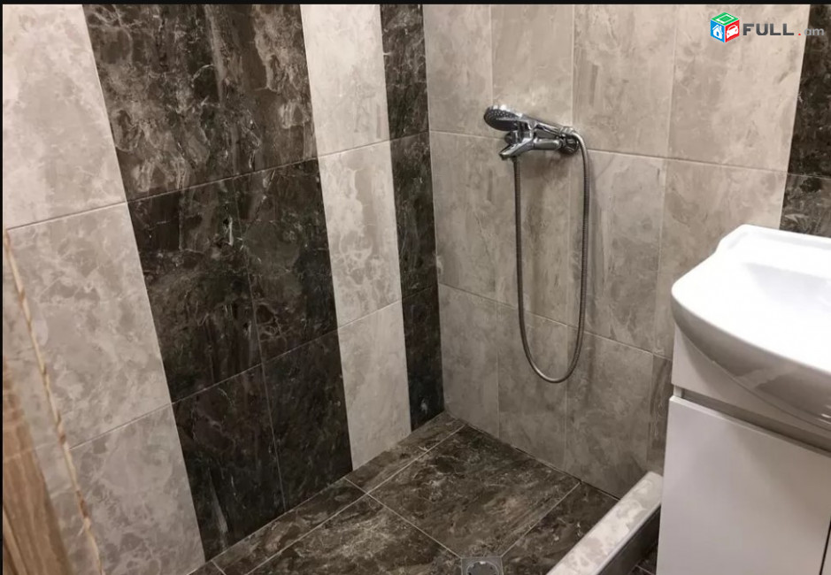 LA05911 Վարձով 4 սենյականոց բնակարան  Մամիկոնյանց փողոցում 