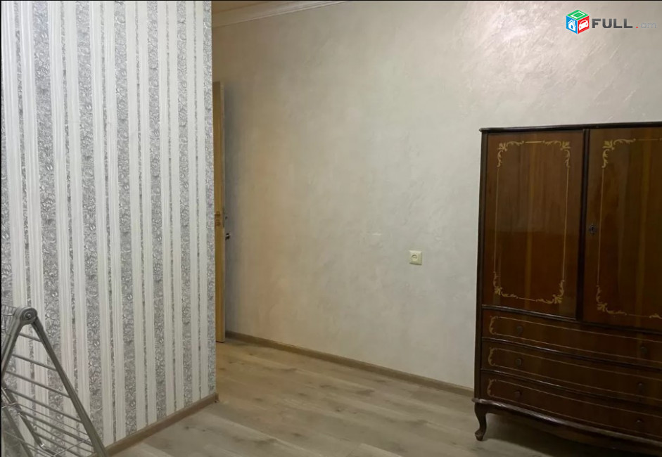 LA05911 Վարձով 4 սենյականոց բնակարան  Մամիկոնյանց փողոցում 