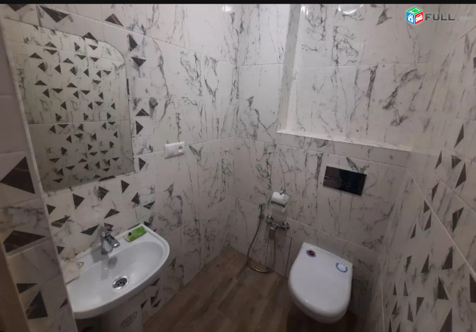 LA06001 Վարջով 3 սենյականոց բնակարան Հովսեփ Էմին , նորակառույց 
