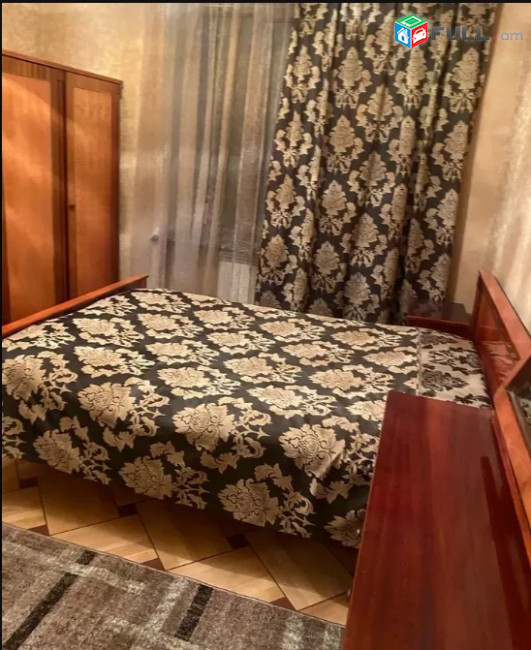 LA06704 Վարձով 4 սենյականոց բնակարան Արամ Խաչատրյան , Սլավոնական համալսարանի մոտ