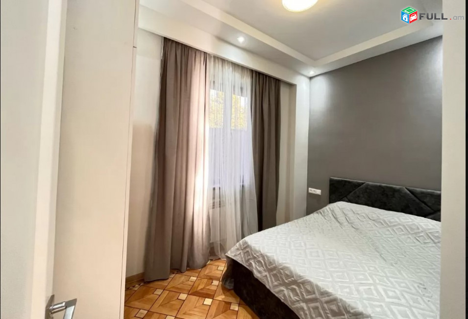 LA06786 Վարձով 3 սենյականոց բնակարան Սարյան , Մաշտոց շուկայի մոտ