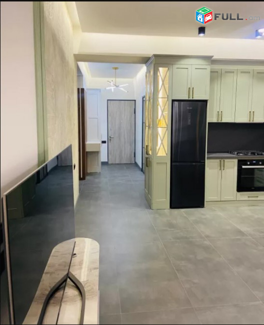 LA06900 Վարձով 3 սենյականոց բնակարան Սայաթ Նովա , նորակառույց շենք