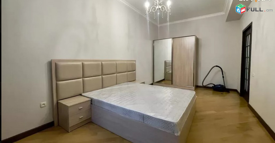LA06915 Վարձով 3 սենյականոց բնակարան Ամիրյան փողոց , նորակառույց շենք