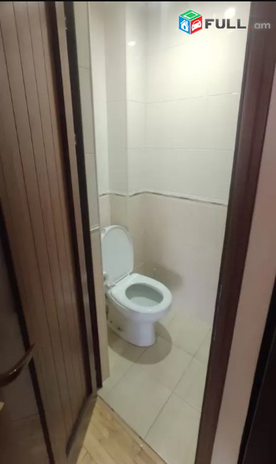 LA07028 Վարձով 3 սենյականոց բնակարան Դավթաշեն 1 թաղամաս