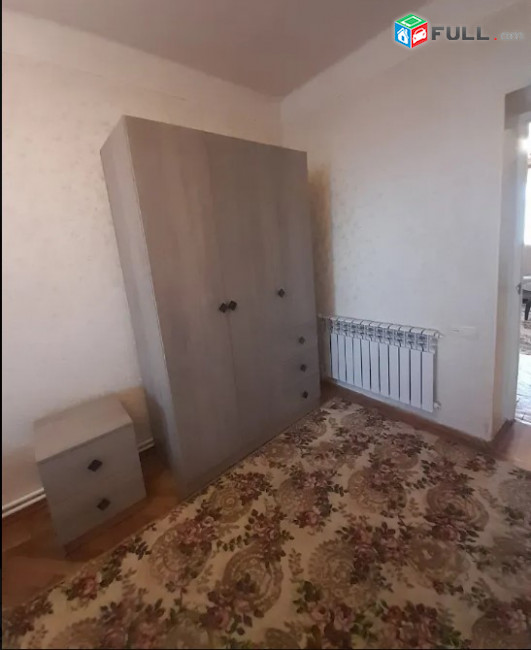 LA07322 Վարձով 2 սենյականոց բնակարան Արամ Խաչատրյան փողոցում 