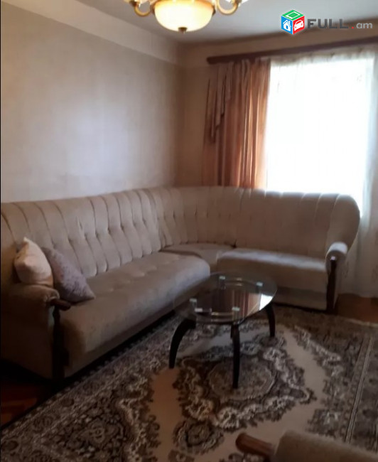LA07322 Վարձով 2 սենյականոց բնակարան Արամ Խաչատրյան փողոցում 