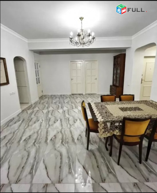 LA07437 Վարձով 4 սենյականոց բնակարան Թումանյան փողոցում 
