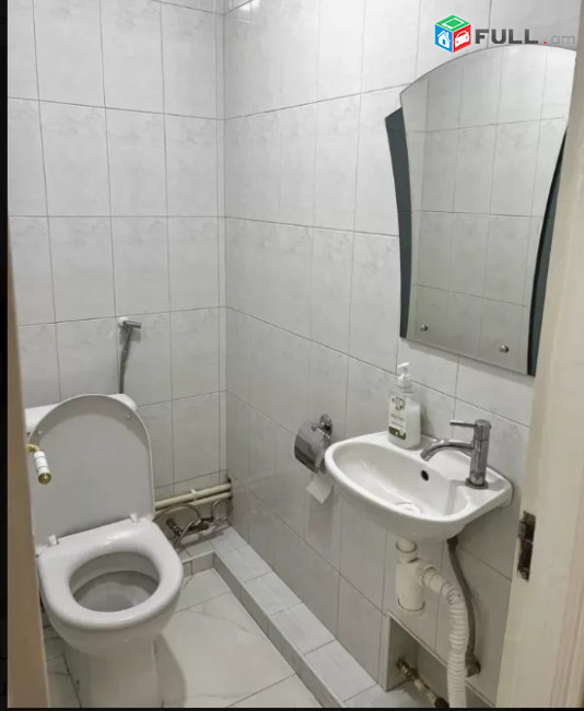 LA07437 Վարձով 4 սենյականոց բնակարան Թումանյան փողոցում 
