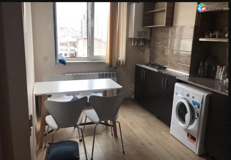 LA07466 Վարձով 2 սենյականոց բնակարան  Վարդանանց փողոց , Սախարովի հրապարակի մոտ